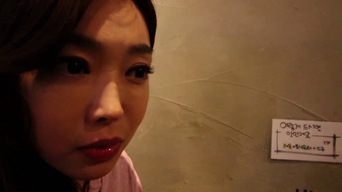 Con Gái Nhà Nào Ngon Hơn