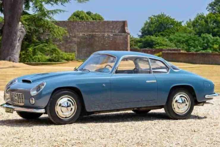 Lancia Flaminia with V6 engine