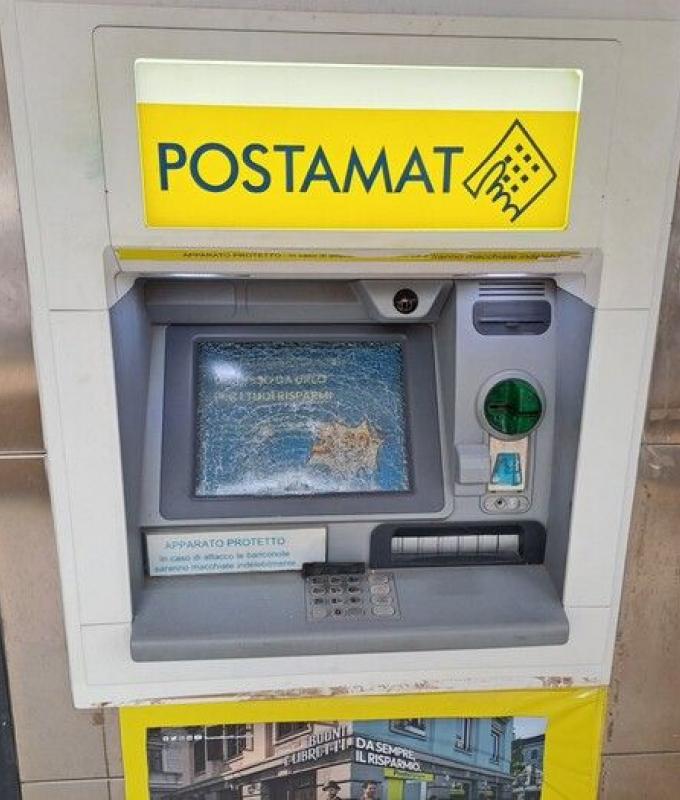 2 Postamat branches in Catanzaro vandalized and put out of use – News