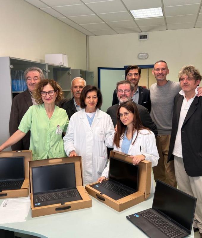 The Giacomo Sintini association donates new equipment to the Perugia hospital