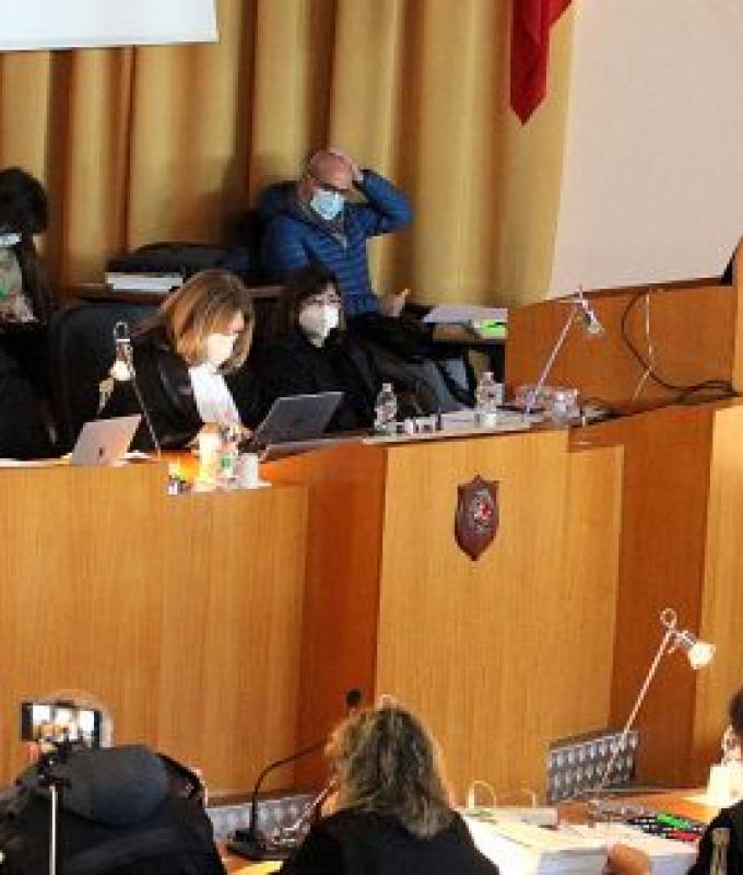 Taranto ex Ilva, the Riva thesis goes to court: «No increase in tumors»