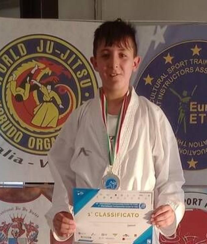 Mattia gold at the Children’s Karate International is ready to prepare for the World Championship