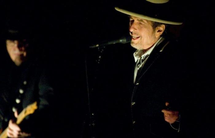 Bob Dylan, the review of the concert at the Arcimboldi in Milan