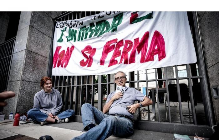 In Turin the prof. Zucchetti, Nobel candidate for physics, chains himself for Palestine. In Rome, Polimeni asks for damages and Vasapollo sides with the boys (I. Smirnova)