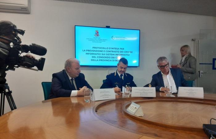 State Police and Consortium of Municipalities of the Province of Bolzano together for cybersecurity: the Memorandum of Understanding for the prevention and fight against cyber crimes was signed today. – Bolzano Police Headquarters