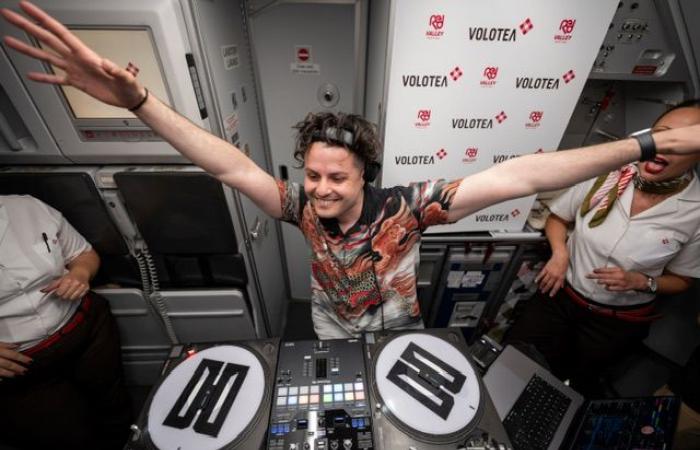 VOLOTEA BRINGS DAMIANITO’S DJ SET ON A FLIGHT BETWEEN VERONA AND OLBIA TO THE RHYTHM OF MUSIC – Italiavola & Travel