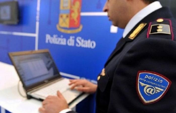 with every alert everything stops. Postal Police in the Marche Region