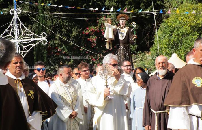 Lamezia, the traditional procession in honor of Sant’Antonio is renewed through the streets of the city