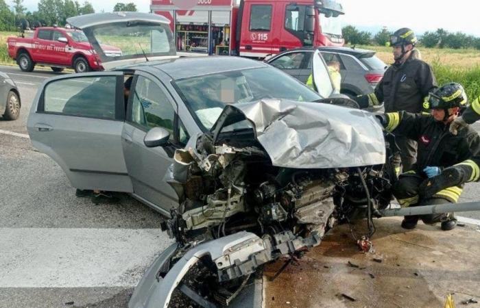 Serious accident in Istrana: a 21-year-old and a 50-year-old injured on Regionale 53