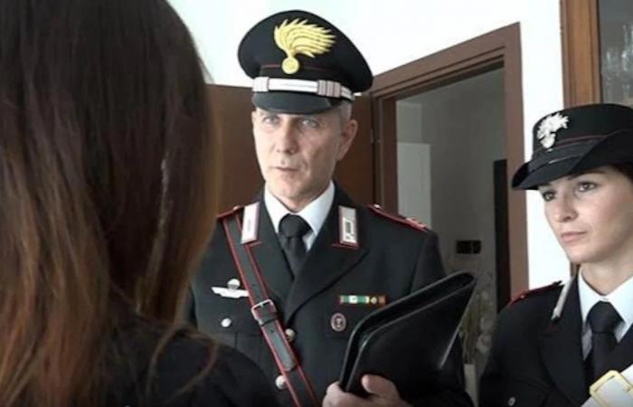 Caserta, woman reports violent partner, he attacks the Carabinieri: arrested