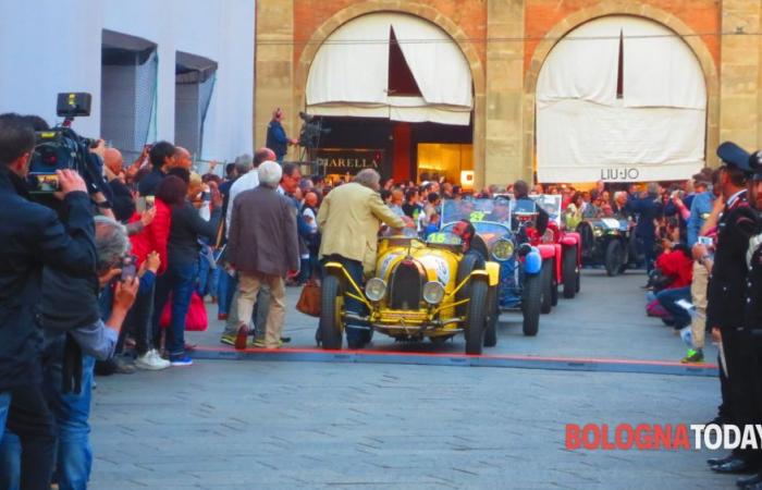 The 1000 Miglia in San Lazzaro and Bologna, how traffic changes