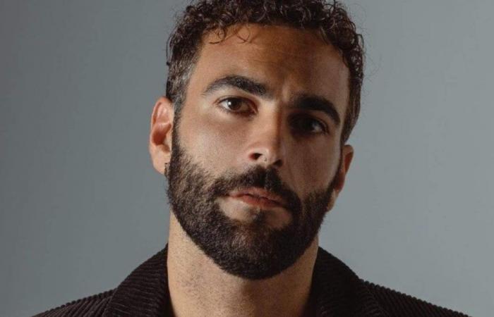 Marco Mengoni, the sneaky disease that eats you: every day he saw him naked in the mirror | No one had ever noticed