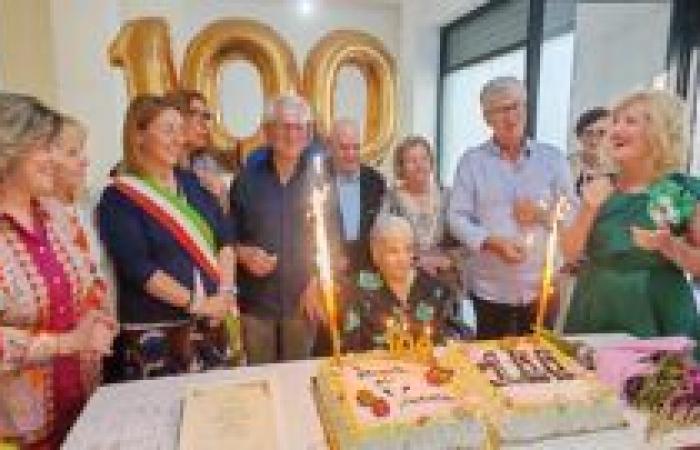 Mayor Bruno celebrates the centenary of Vincenza Carnicella – Municipality of Andria