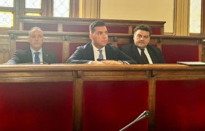 City Council open in Reggio Calabria, Forza Italia does not participate, “yet another parade of hypocrisy”