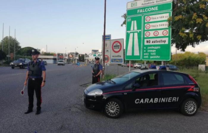 Yesterday afternoon 14 June 2024, the Carabinieri of the Falcone station executed an order for the application of precautionary custody in prison, issued by the Judge for Preliminary Investigations of the Court of Patti, at the request of the local Public Prosecutor’s Office, led by the Chief Prosecutor Dr. Angelo Vittorio Cavallo, against a 25-year-old held responsible for the crime of persecutory acts against his former employer