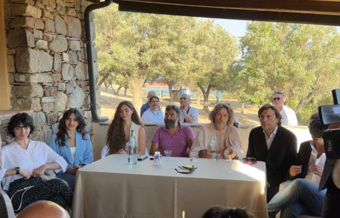 “Don Quixote” is reborn in Calabria: Press conference at the Broglio Archaeological Park | VIDEO