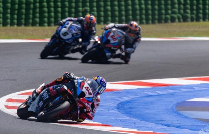 Superbike, Razgatlioglu beats the Ducatis in race 1 at Misano and is the new leader of the World Championship
