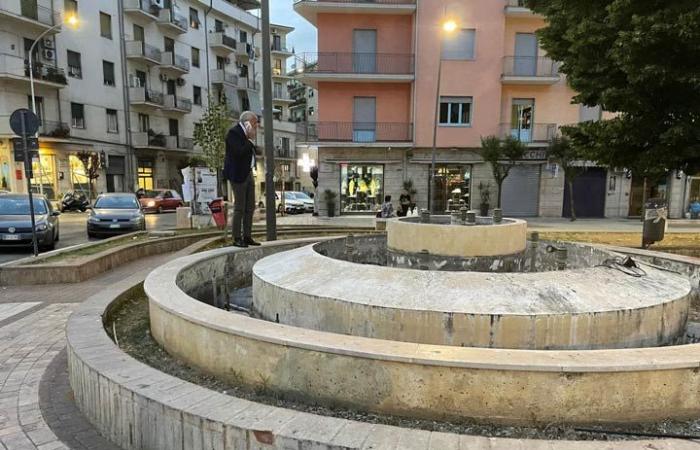 COSENZA – Inspection by Mayor Caruso to the Fountains of Piazza Loreto