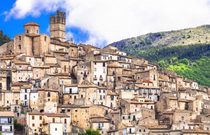 Secret Italy: here are the 10 most evocative villages to visit this summer for a low-cost holiday