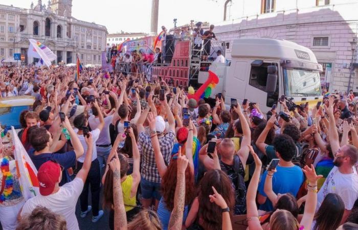 Rome Pride 2024, from LGBTQIA+ rights to freedom: the parade with 40 floats on Saturday. Here are the diversions and closures in the Center