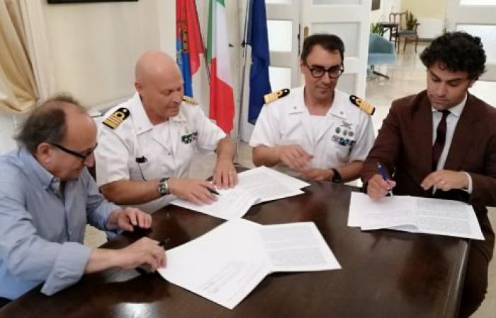 Taranto, swimming stadium and electric bus depot: the areas have been handed over to the Municipality