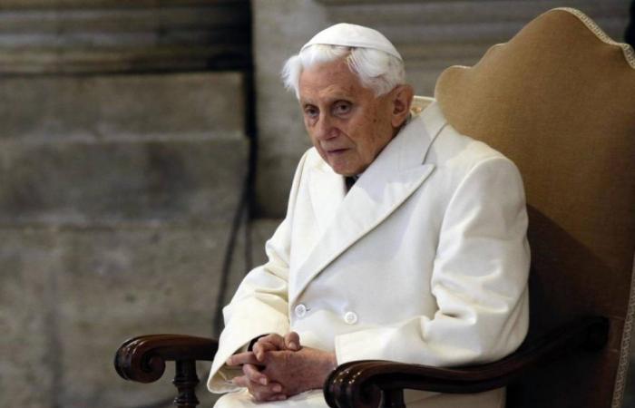 Even in death they don’t leave Ratzinger alone: ​​the “hunt” for the heirs for the trial is not over