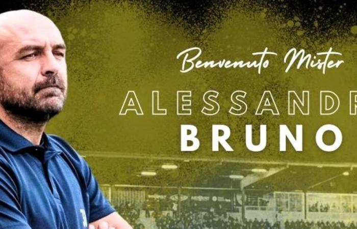 the former Biancazzurro Alessandro Bruno finds his place on the bench in Serie C