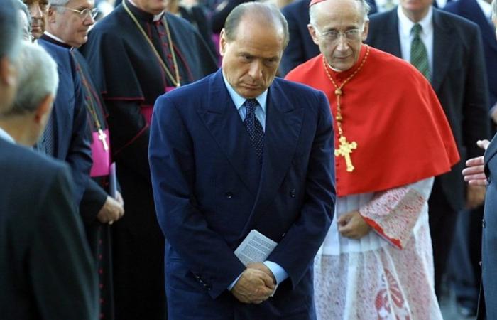 Berlusconi, Ruini reveals the Scalfaro palace conspiracy. Gasparri blurts out