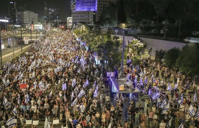 Bring everyone home: Thousands of people in Tel Aviv demand the release of Hamas hostages