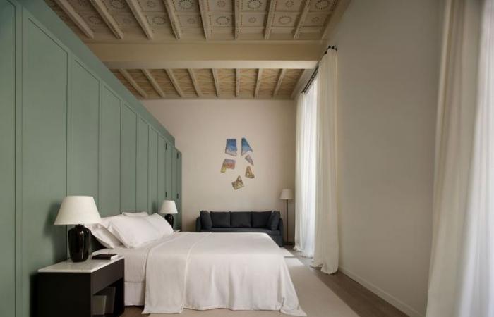 Residenza Parisii: sleeping in Rome among art, ancient ceilings and modernity