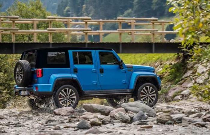 The Italian lookalike of the Jeep Wrangler shocks the sector: it has everything but costs half as much