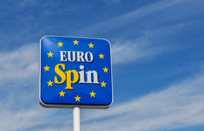 Eurospin taken by storm: they’re giving the air conditioner away for free
