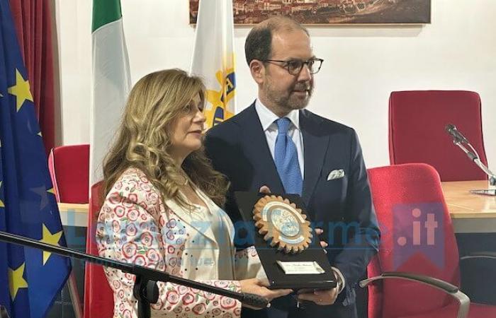 The lawyer Nicola Maione awarded by the Rotary Club of Lamezia Terme
