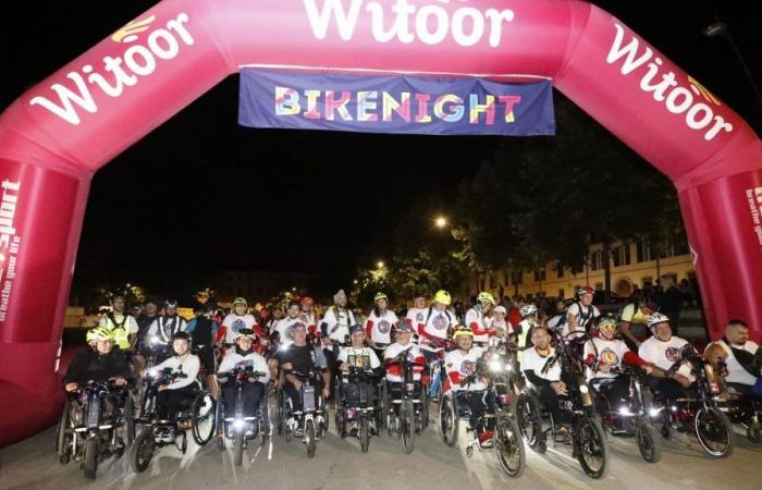 A thousand cyclists for the ten years of the Ferrara Bike Night