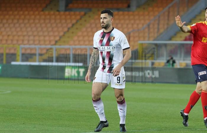 Cosenza redeems Gennaro Tutino, but the agent isn’t up for it
