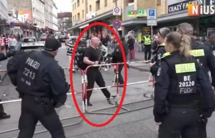 Hamburg threatens officers with a pickaxe and a Molotov cocktail in front of the stadium before the start of Poland-Holland: the police shoot