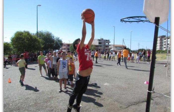 Educational poverty: Csi Reggio Calabria, six weeks of street games together with young people and adults being put to the test
