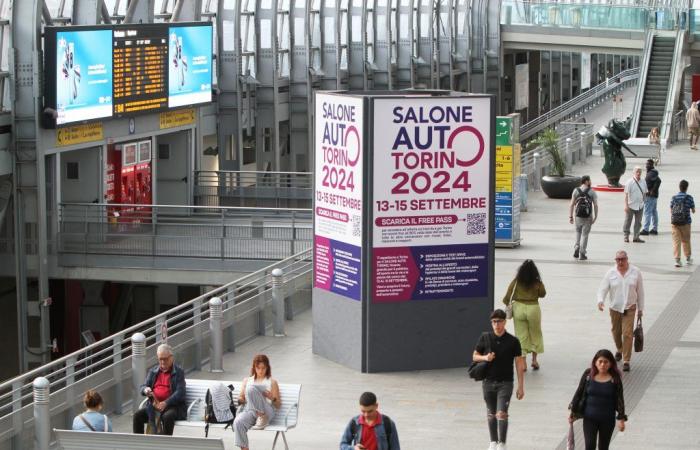 Salone Auto Torino on air from the main Italian railway stations