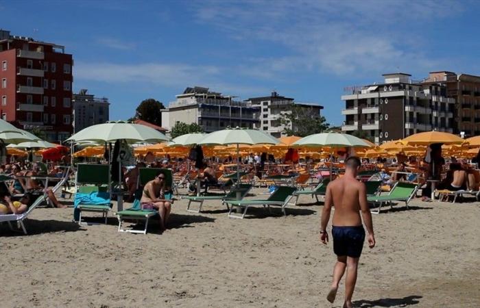 Tourism, 22 euros are enough for a day at the seaside