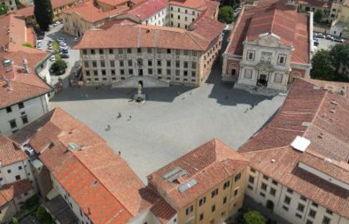 Piazza dei Cavalieri reveals its treasures thanks to the Scuola Normale project with the contribution of the Pisa Foundation