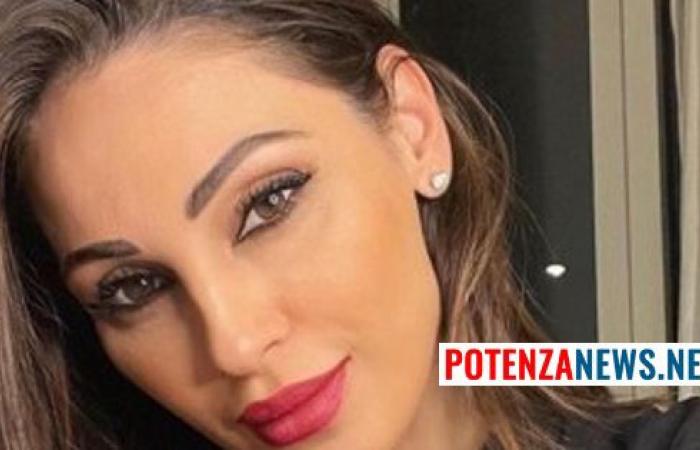 Anna Tatangelo arrives in the province of Potenza on tour with a concert! That’s when