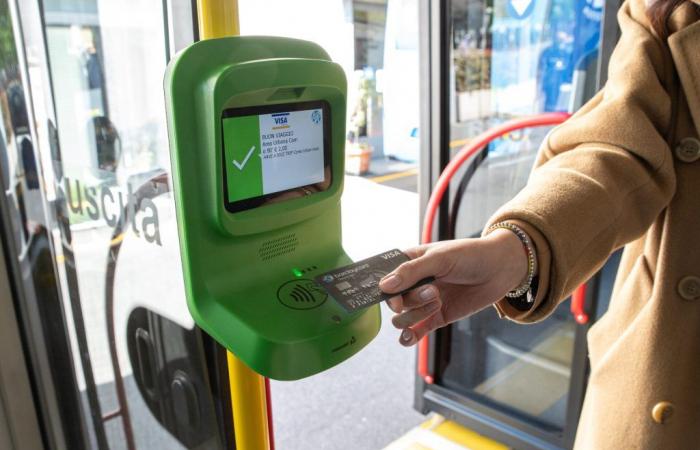 Asf Bus: now on the most tourist lines of Lake Como you can pay with cards, smartphones and smartwatches