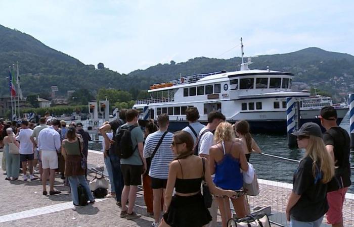 Como, long queues at Navigation. Tourists: “Hours of waiting under the sun, there should be more boats”