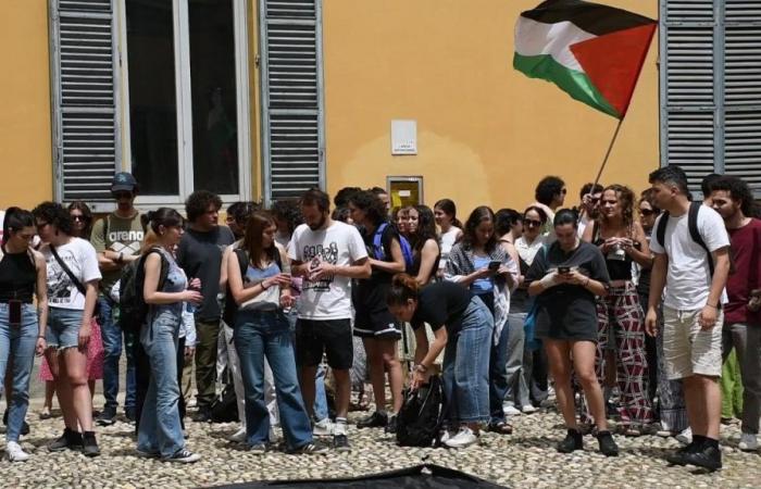 the rector refuses to confront the Student Intifada and tries to wear down the movement