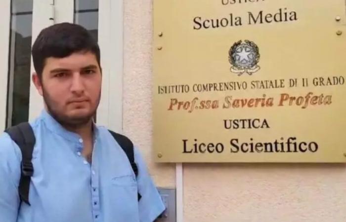 Matura 2024, in Ustica there is only one candidate: “I missed sharing the anxiety. But I’m happy to have studied here”