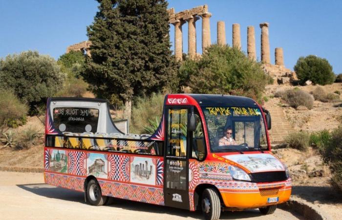 Temple tour bus launched, agreement with hoteliers to improve services aimed at tourists