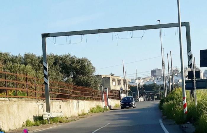 ViviWebTv – Massafra | Santoro, Errico and Miola: «8 million revoked for the Via Ferrara overpass»
