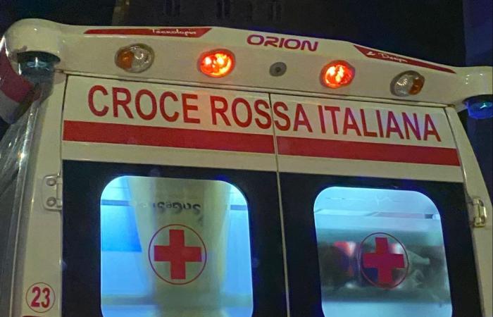 Bologna, Umbrian motorcyclist dies along the A1 hit by a truck