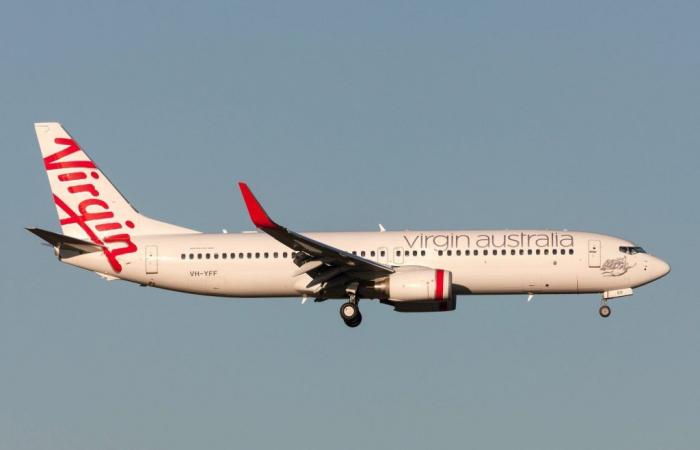 Boeing, still trouble: Virgin engine on fire due to bird strike