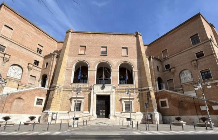Participatory companies of the Municipality of Foggia, all the delays of Am Service. The Council mandates the continuation of the contract services